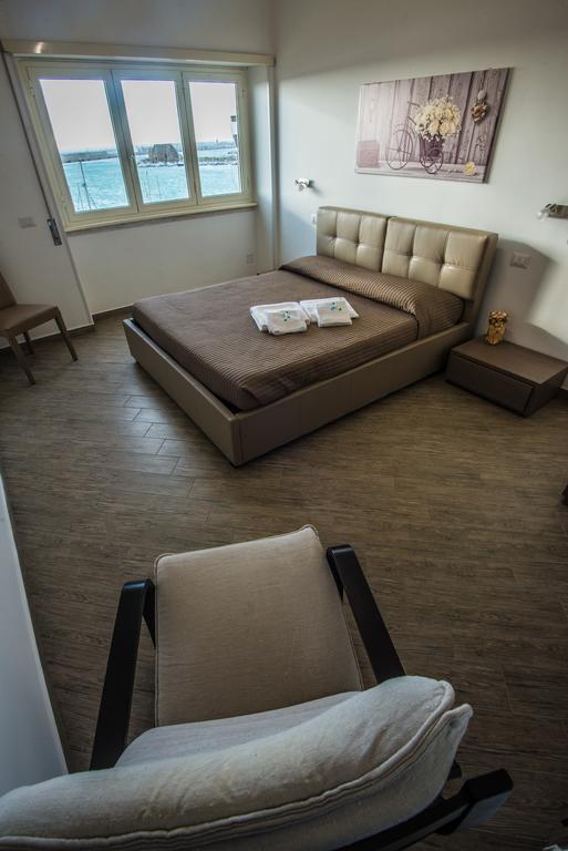 Tourist Apartment-La Casa Del Porto- Alloggio Turistico Civitavecchia Exterior photo