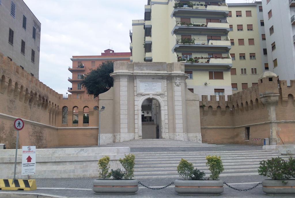 Tourist Apartment-La Casa Del Porto- Alloggio Turistico Civitavecchia Exterior photo