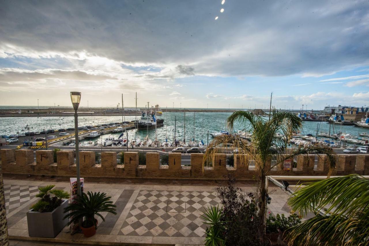 Tourist Apartment-La Casa Del Porto- Alloggio Turistico Civitavecchia Exterior photo
