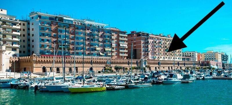 Tourist Apartment-La Casa Del Porto- Alloggio Turistico Civitavecchia Exterior photo